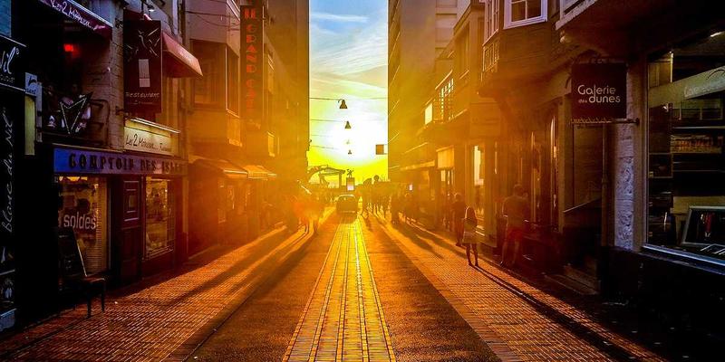 未来主义家居装饰与艺术收藏：盘点5款重塑生活美学的智能数码好物